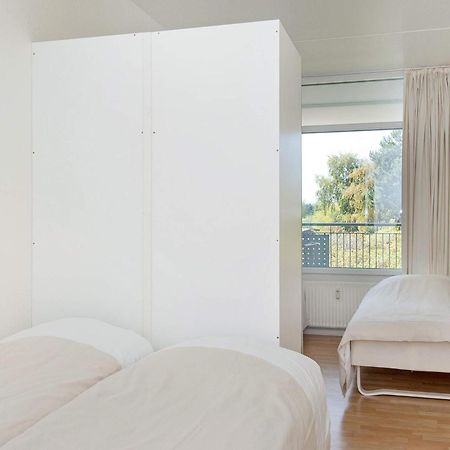 5 Person Holiday Home On A Holiday Park In Glesborg Exteriör bild