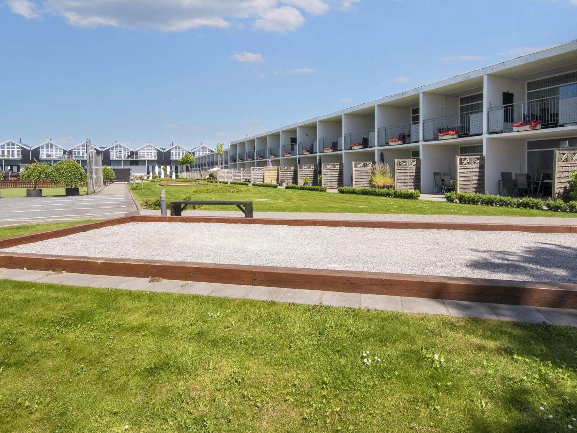 5 Person Holiday Home On A Holiday Park In Glesborg Exteriör bild